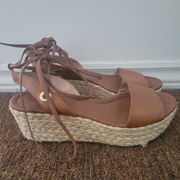Michael Kors Platform Sandal - Picture 2 of 2